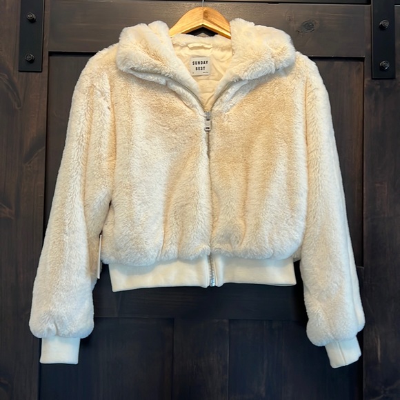 Sunday Best Jackets & Blazers - Sunday Best Aritzia bear Giselle coat